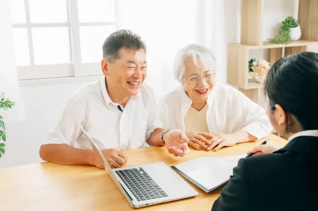 不動産売却を茨木市で買取する際の残置物もそのままで手数料不要なスムーズ現金化ガイド